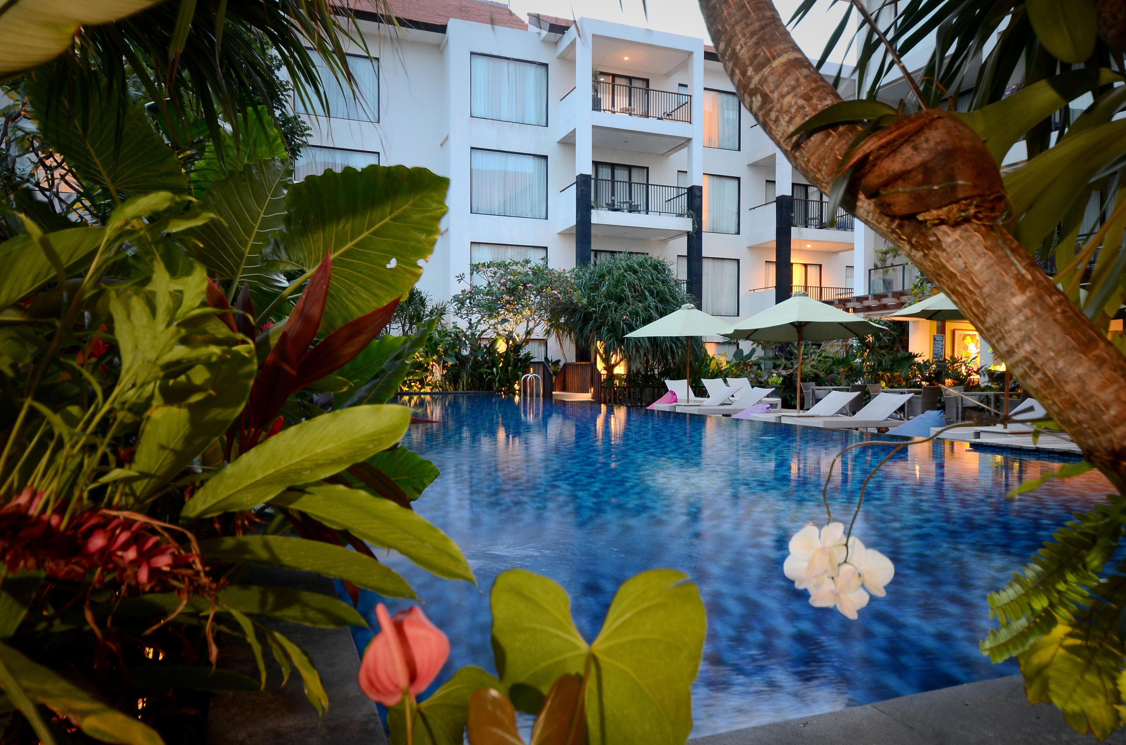 Taksu Sanur Hotel Exterior foto