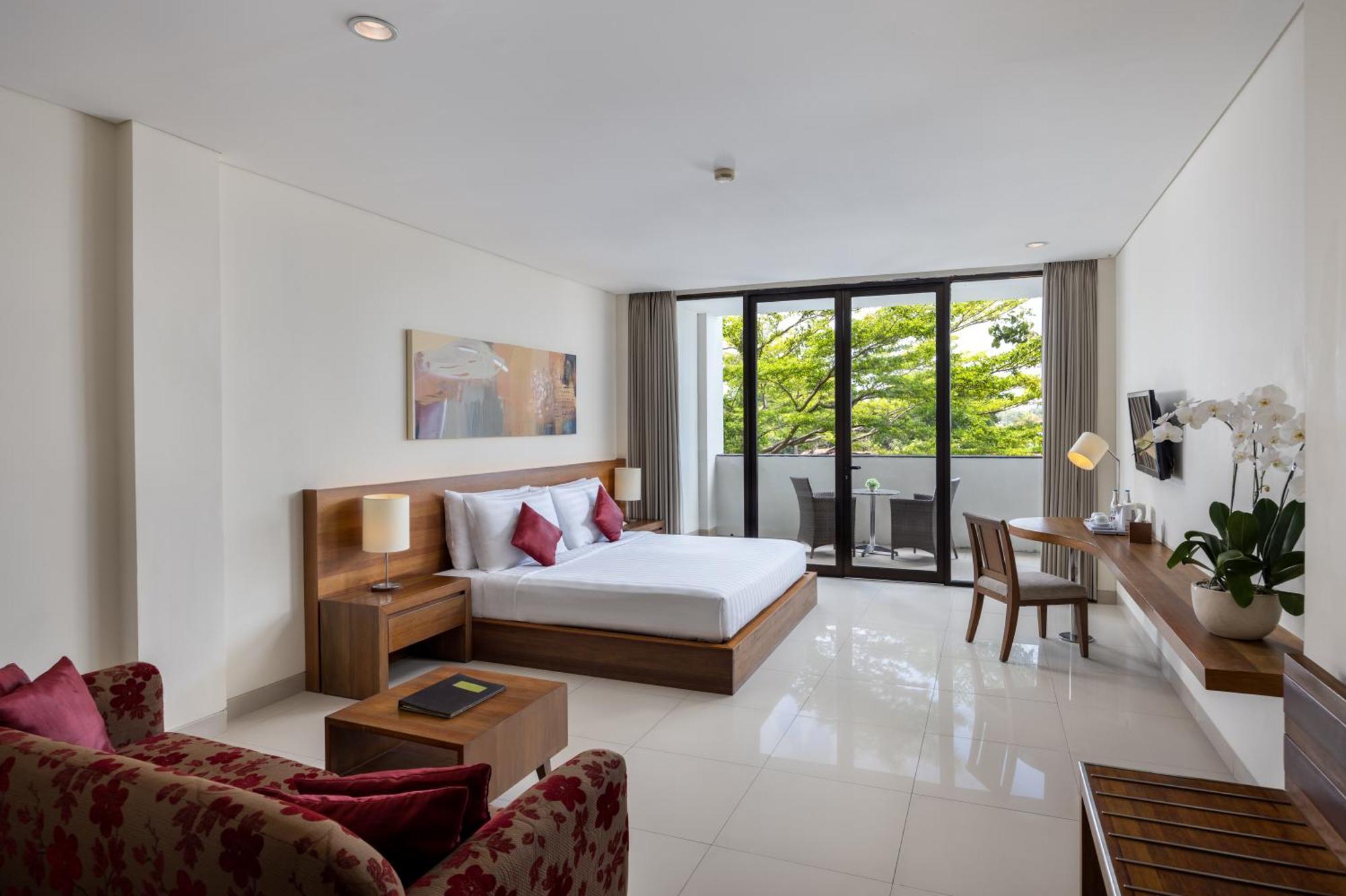 Taksu Sanur Hotel Exterior foto